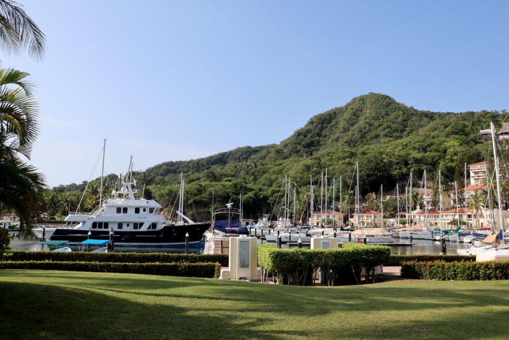 Marina, Gand Isla Navidad Resort Manzanillo Colima