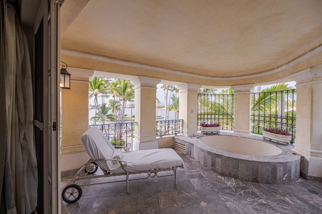 Master Suite, Hotel Grand Isla Navidad Resort, Hotel en Manzanillo Colima