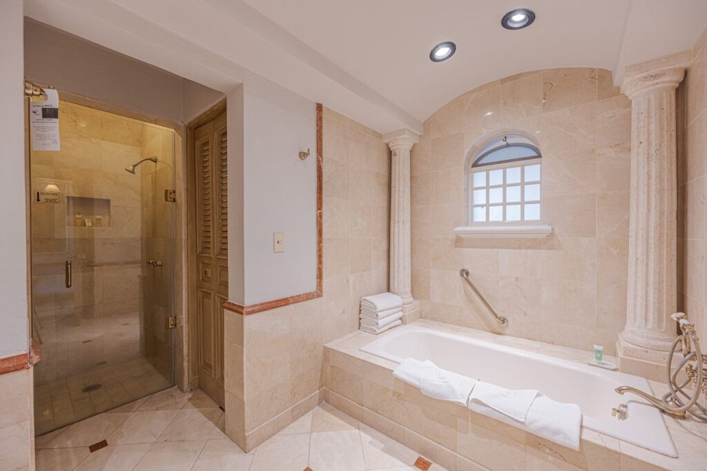 Suite Ejecutiva, Hotel Grand Isla Navidad Resort, Hotel en Manzanillo Colima