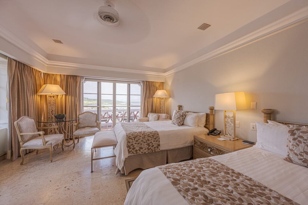 Habitación de Lujo, Hotel Grand Isla Navidad Resort, Hotel en Manzanillo Colima